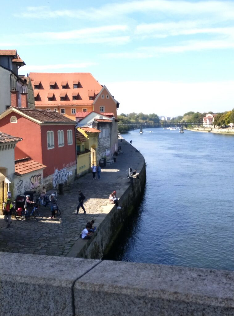 Ausblick von der Steinernen Brücke, Regensburg (Foto: Mária Orendáčová)